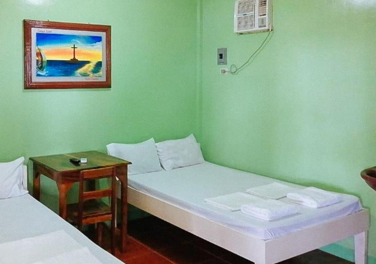 Reddoorz At July'S Haven Seaside Pension Camiguin Mambajao Exterior foto